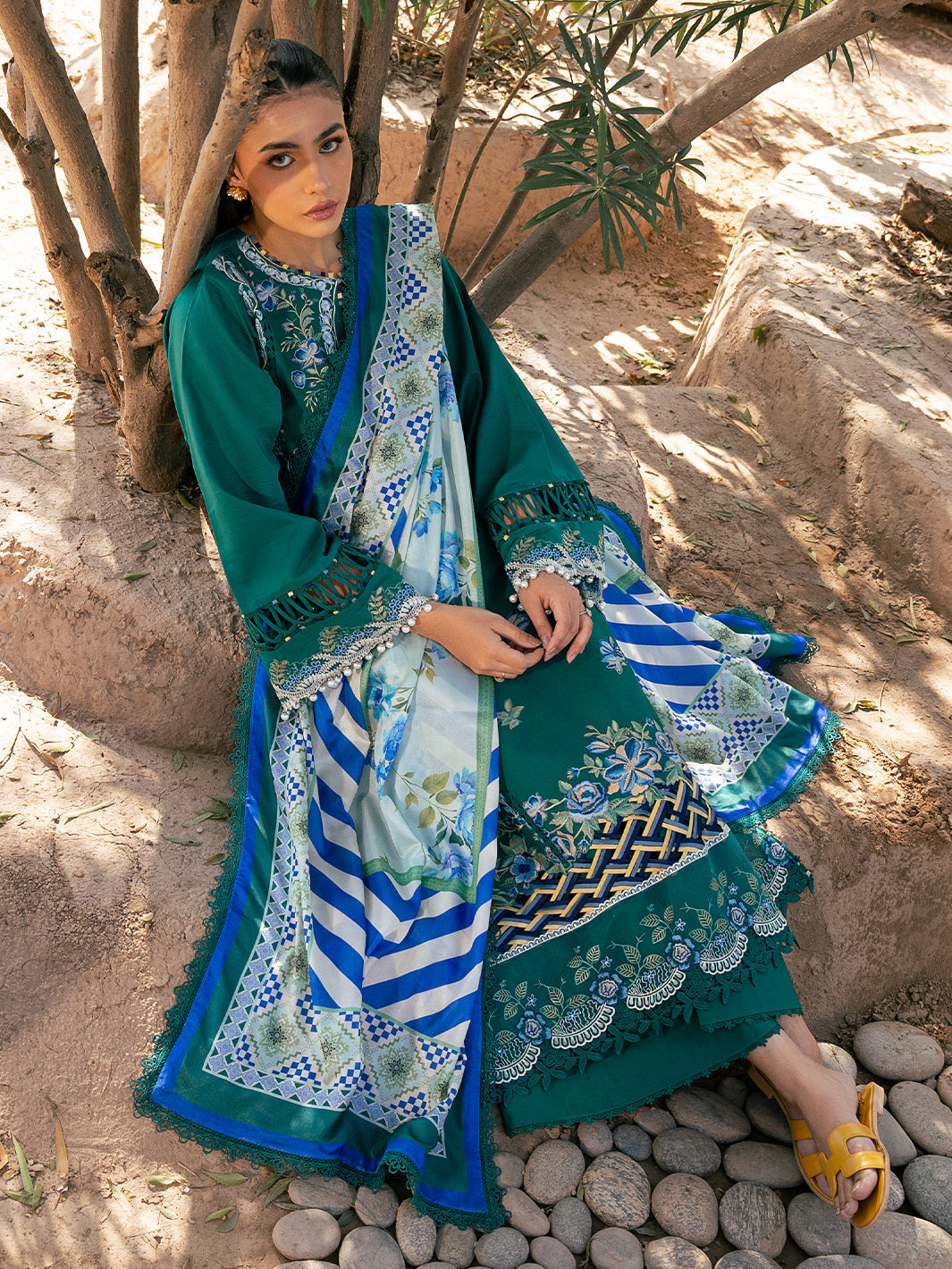 Bin Ilyas | Hazel Printed Lawn 25 | 2077 - A - Official Bin Ilyas stockist in UK - Sakeena London