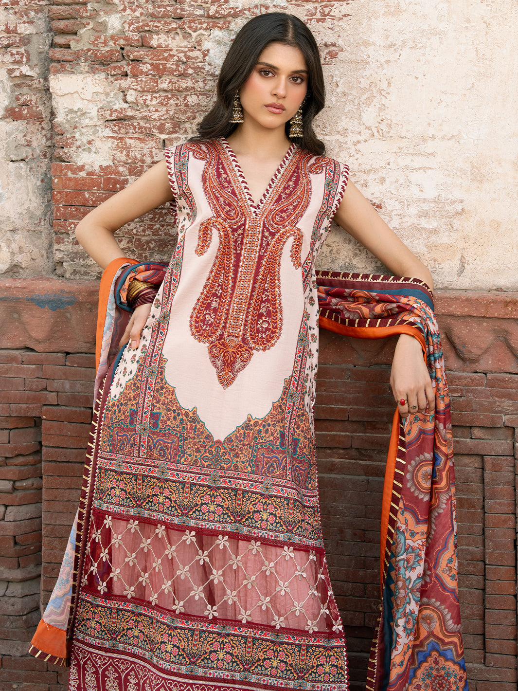Bin Ilyas | Naqsh Naaz Luxury Lawn 25 | 2083 - A - Official BIN stockist in UK - Sakeena London