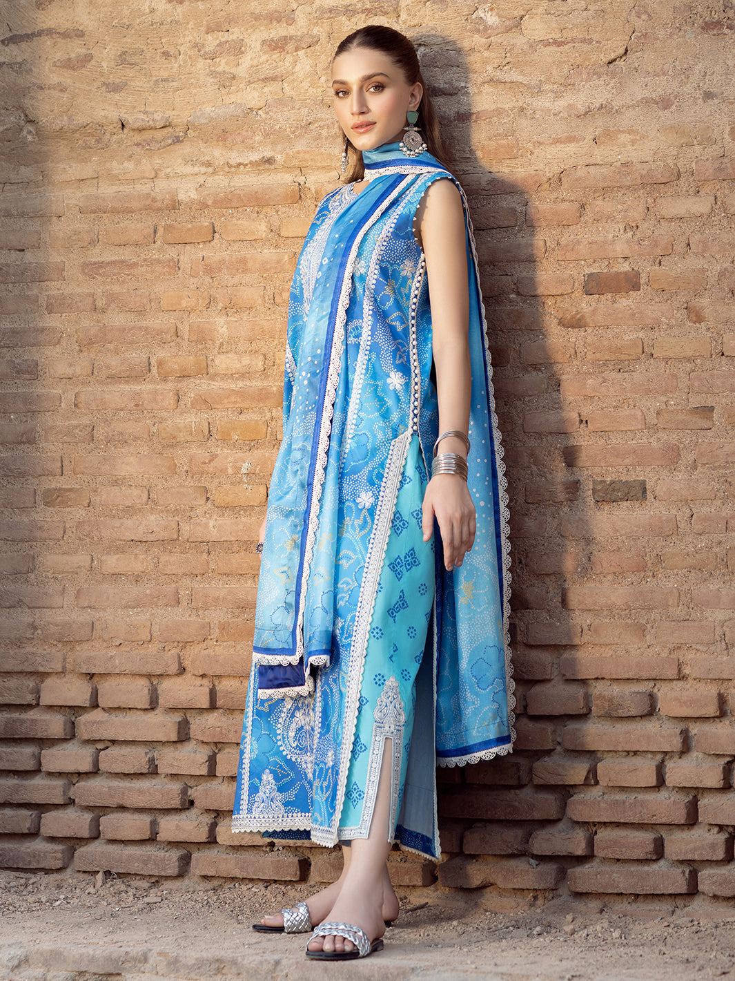 Bin Ilyas | Naqsh Naaz Luxury Lawn 25 | 2084 - B - Official Bin Ilyas stockist in UK - Sakeena London