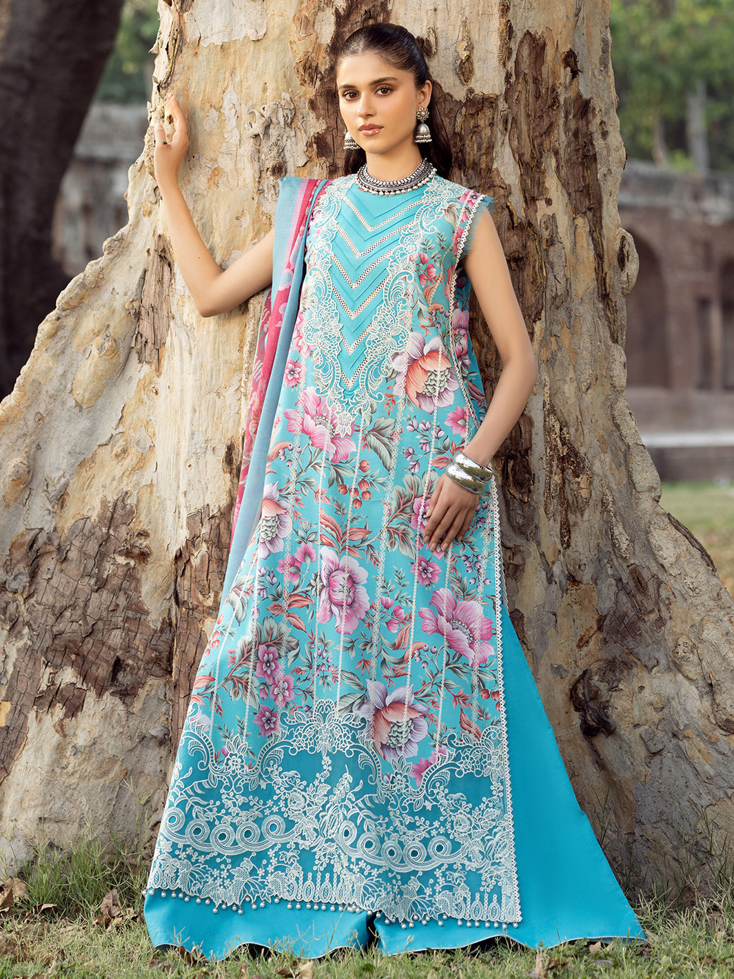 Bin Ilyas | Naqsh Naaz Luxury Lawn 25 | 2085 - B - Official Bin Ilyas stockist in UK - Sakeena London
