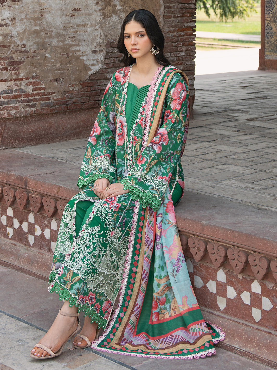 Bin Ilyas | Naqsh Naaz Luxury Lawn 25 | 2085 - D - Official Bin Ilyas stockist in UK - Sakeena London