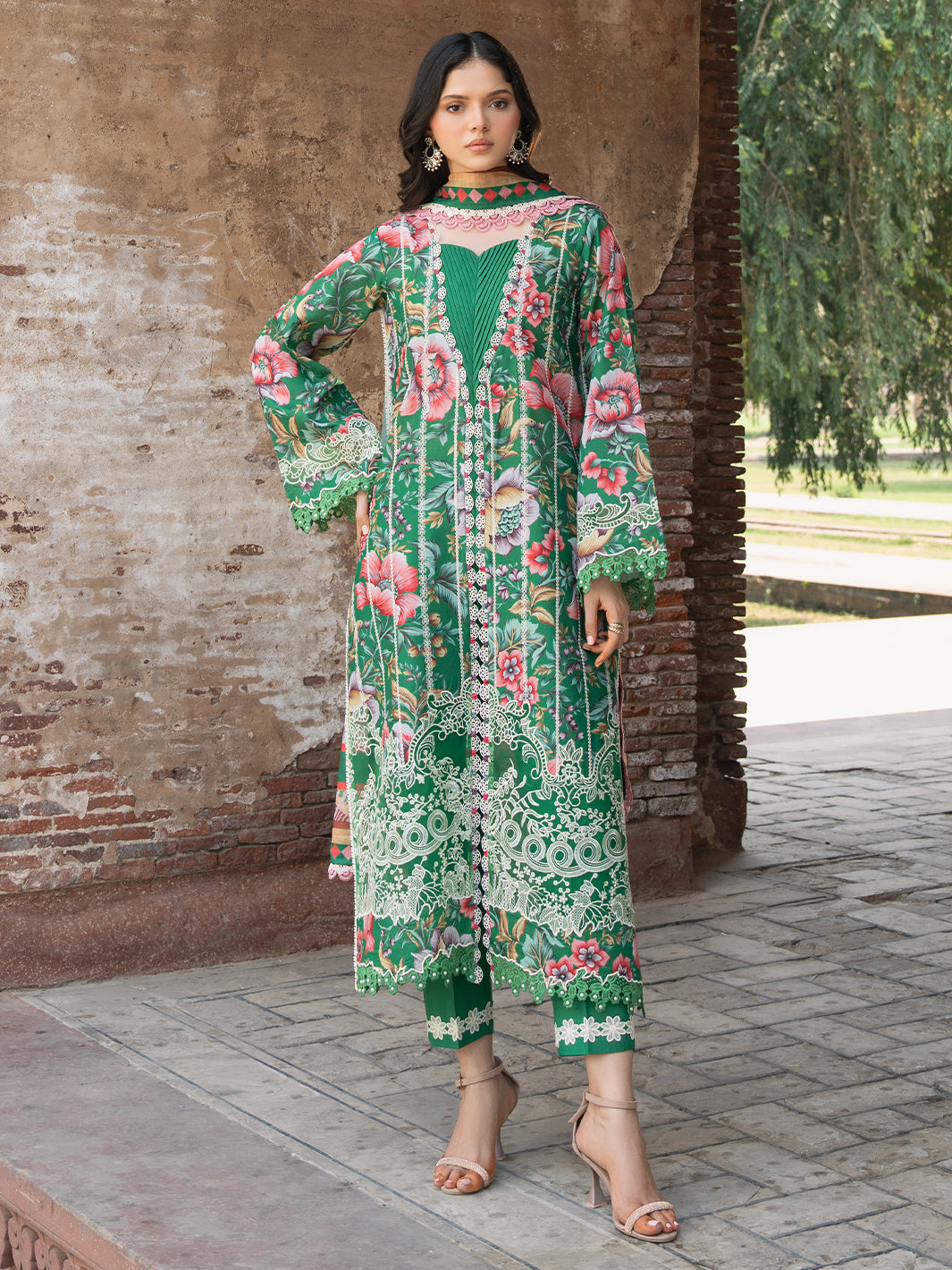 Bin Ilyas | Naqsh Naaz Luxury Lawn 25 | 2085 - D - Official Bin Ilyas stockist in UK - Sakeena London