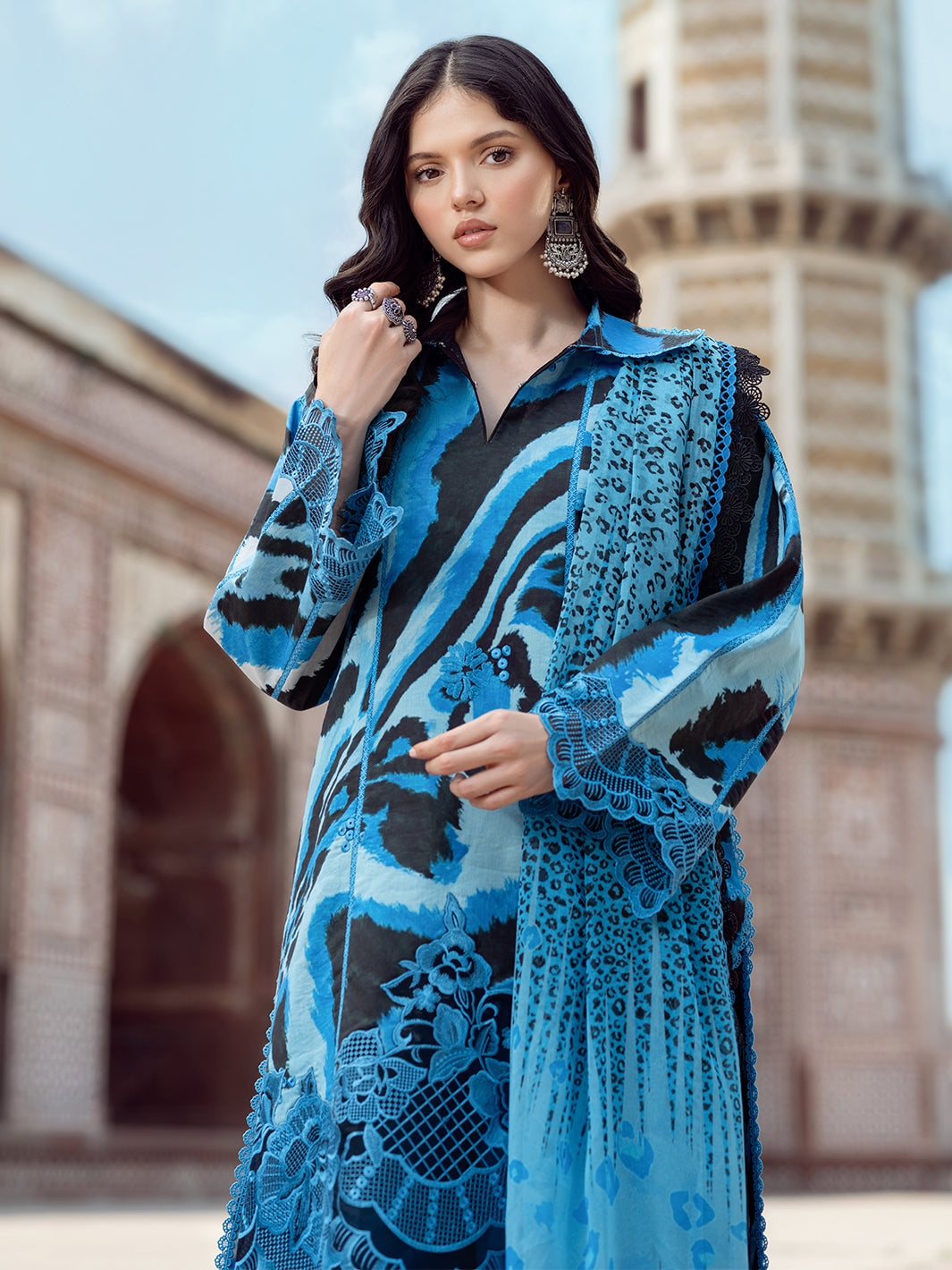 Bin Ilyas | Naqsh Naaz Luxury Lawn 25 | 2086 - D - Official Bin Ilyas stockist in UK - Sakeena London