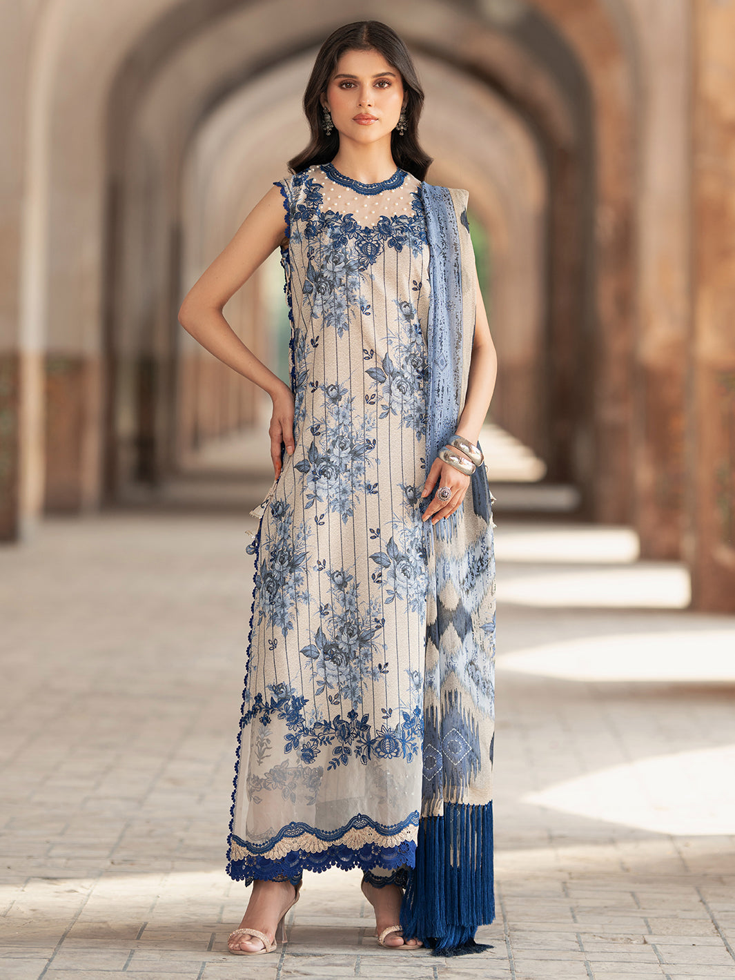 Bin Ilyas | Naqsh Naaz Luxury Lawn 25 | 2087 - A - Official Bin Ilyas stockist in UK - Sakeena London