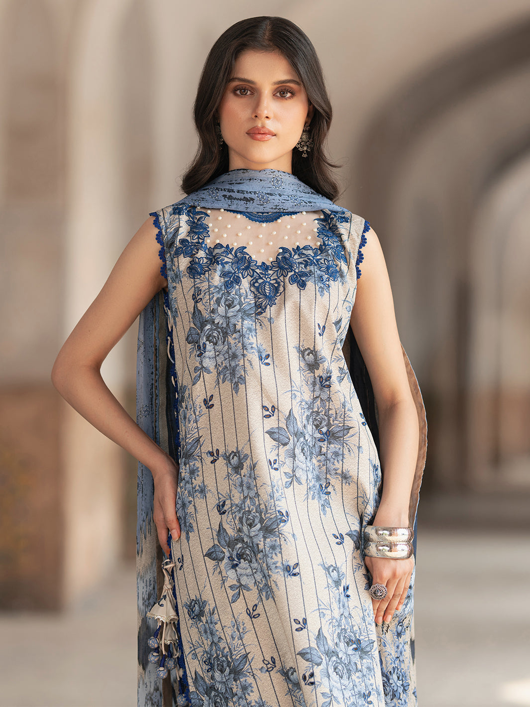 Bin Ilyas | Naqsh Naaz Luxury Lawn 25 | 2087 - A - Official Bin Ilyas stockist in UK - Sakeena London