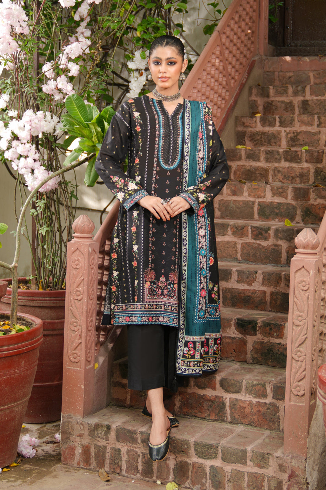 LSM | Winter Marina 24 | RL-0079 - Official LSM stockist in UK - Sakeena London