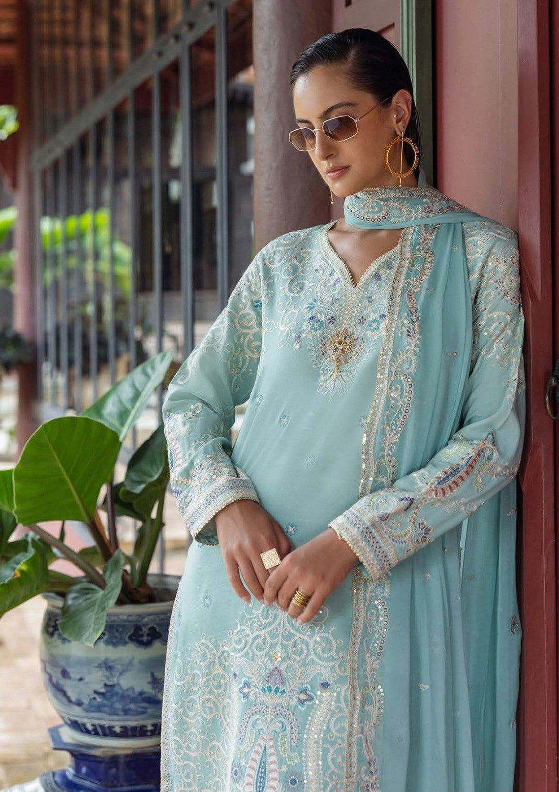 Winter - Mushq - Hemline - Nuvera - Raw Silk 25 - ES#105 - FREYELLE