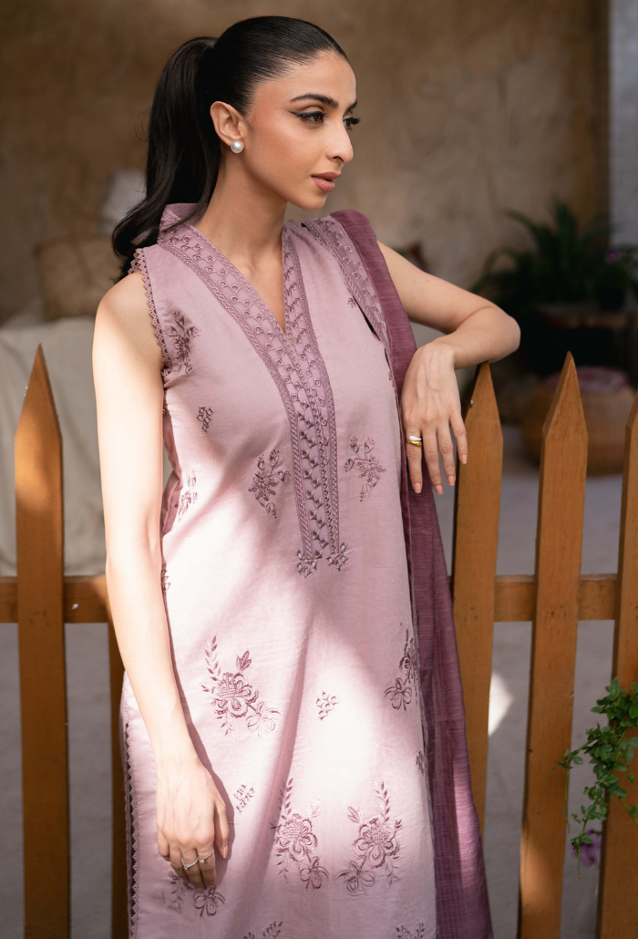 Humdum | Mirha Lawn 25 | Mirha - D10 - Official Humdum stockist in UK - Sakeena London