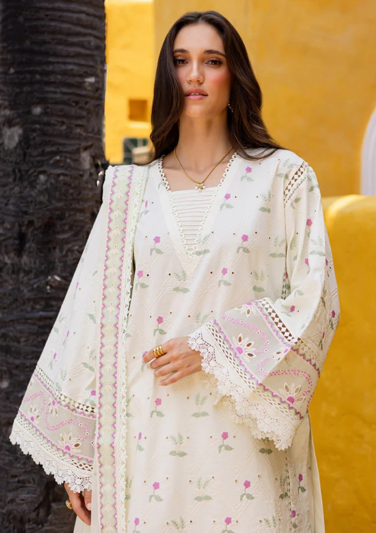 Lawn - Marjjan - Seraya - Embroidered 25 - MBL#20-B - OFF WHITE