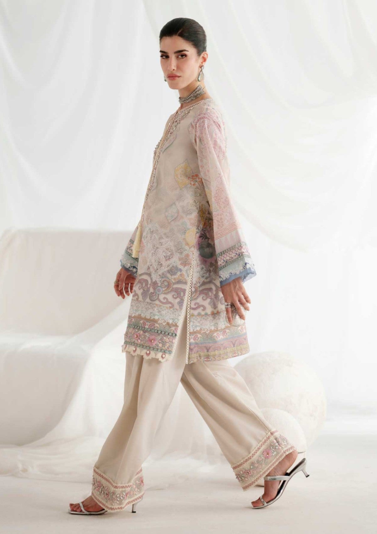 Winter - AJR Couture - Garden Whispers - Silk Edit 25 - GWS#06 - LUMIERE