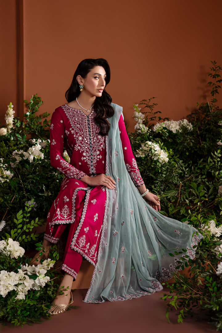 Batik | Aylin Festive Solids | Juno - Official Batik stockist in UK - Sakeena London