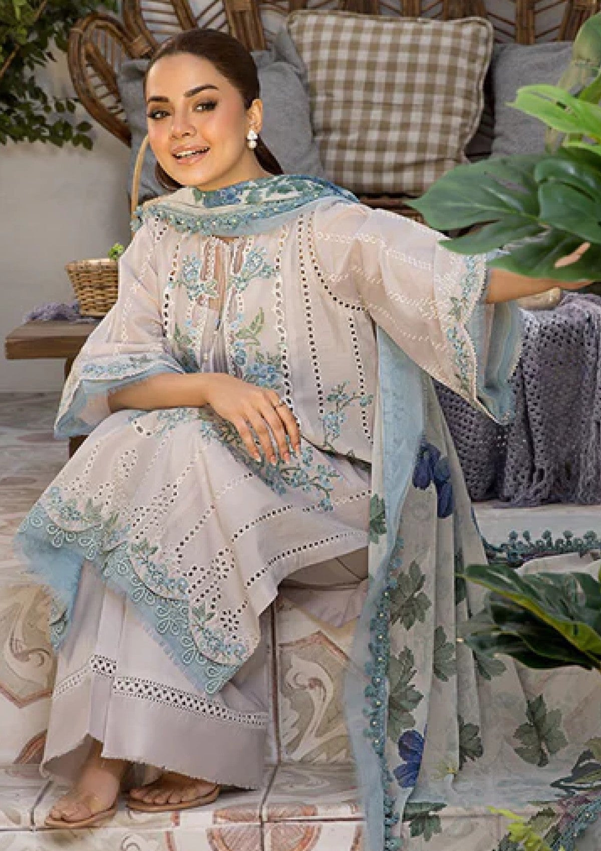 Lawn - Sobia Nazir - Vital Luxury 25 - SNV#2B