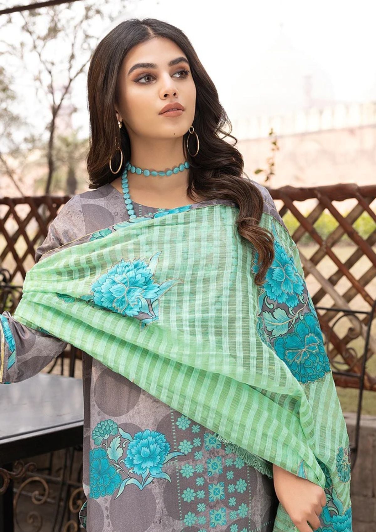 Lawn Collection - Charizma - Beyond Casuals - Melody - V01 - CPE#11