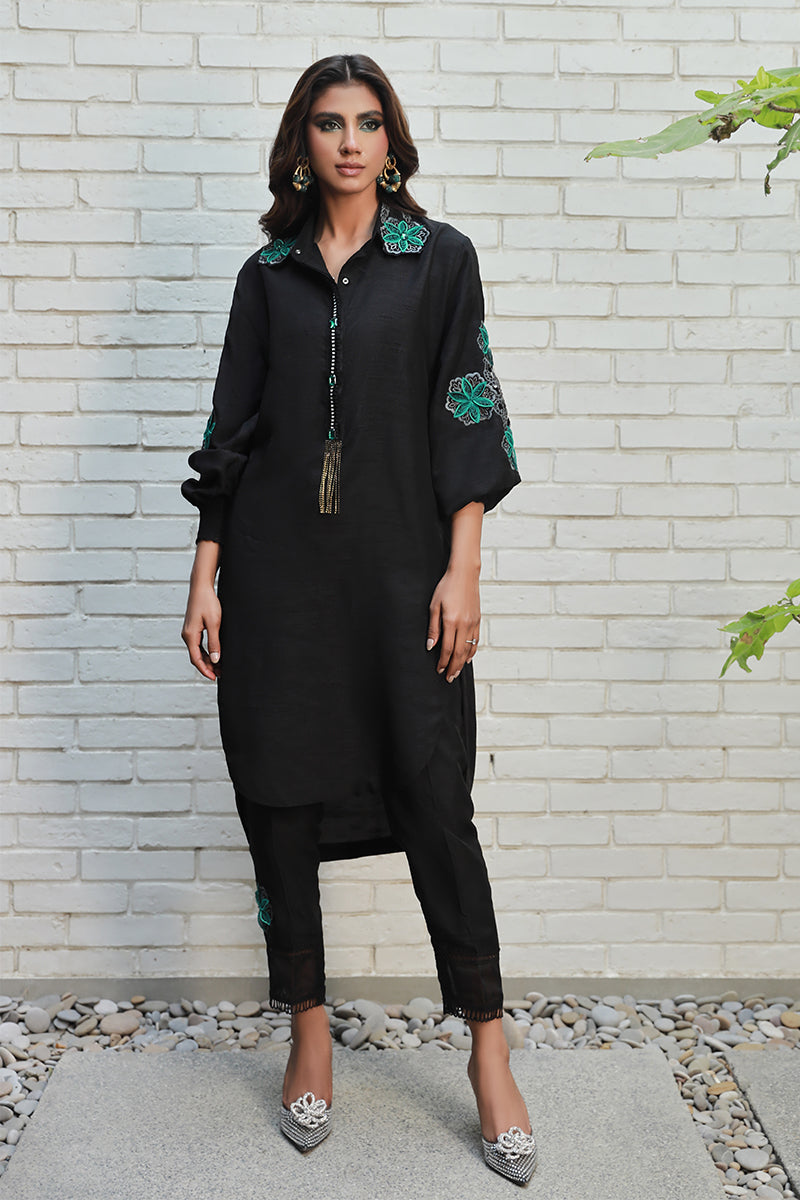 Wardha Saleem | Luxury Pret Traditional Wear | NOYA - Official Wardha Saleem stockist in UK - Sakeena London