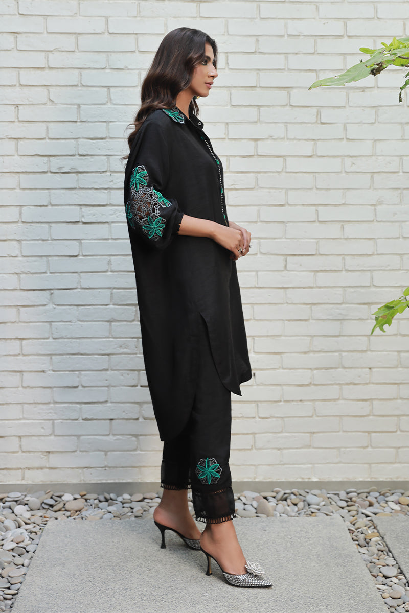 Wardha Saleem | Luxury Pret Traditional Wear | NOYA - Official Wardha Saleem stockist in UK - Sakeena London