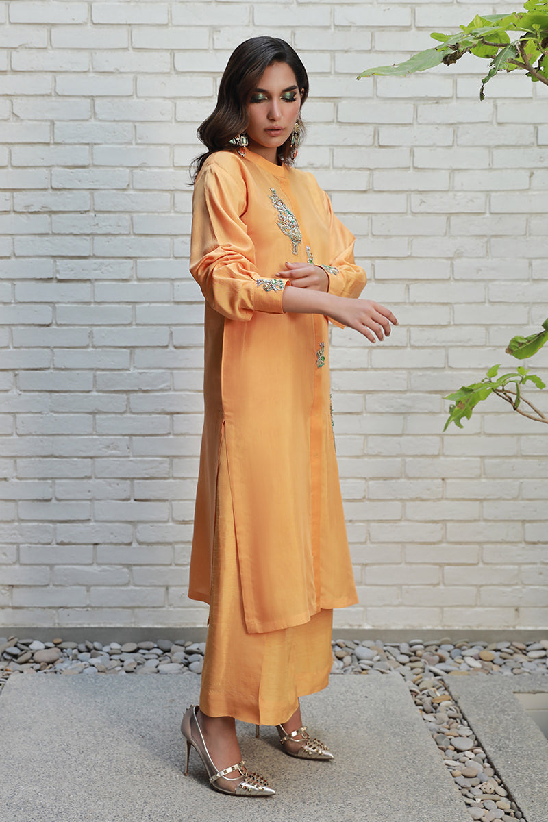 Wardha Saleem | Luxury Pret Traditional Wear | ARZA - Official Wardha Saleem stockist in UK - Sakeena London