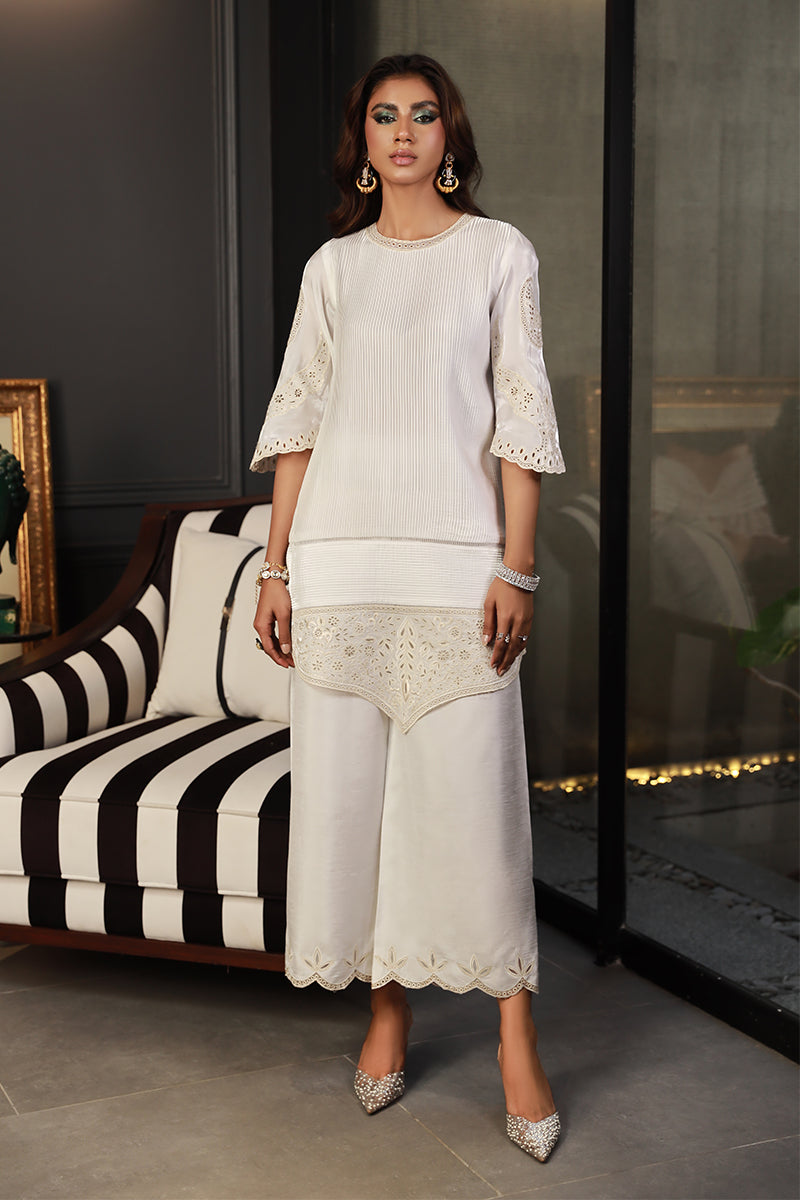 Wardha Saleem | Luxury Pret Traditional Wear | DALE - Official Wardha Saleem stockist in UK - Sakeena London
