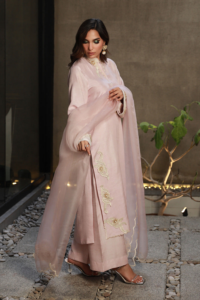 Wardha Saleem | Luxury Pret Traditional Wear | AMAYA - Official Wardha Saleem stockist in UK - Sakeena London