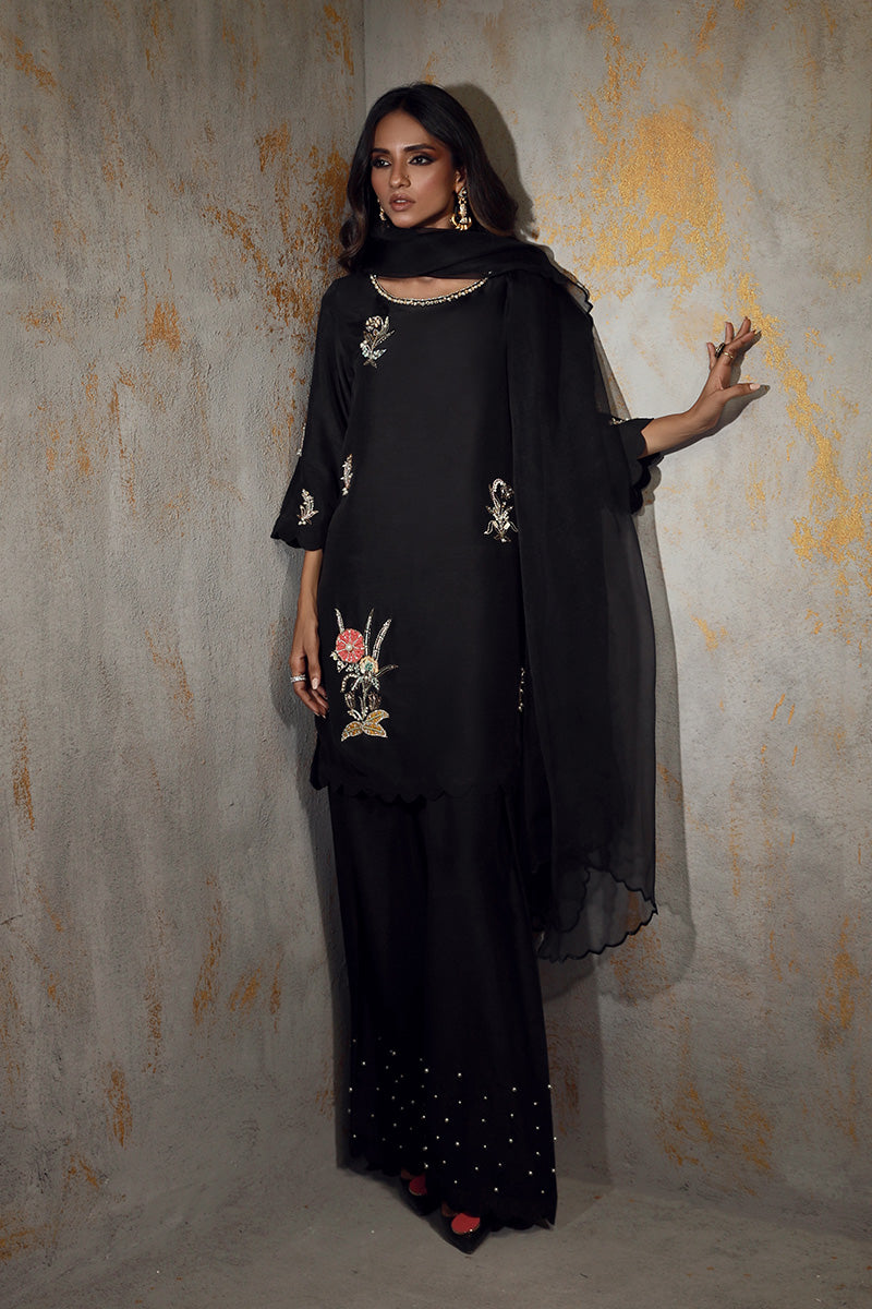 Wardha Saleem | Luxury Pret Fusion Wear | LEISHA - Official Wardha Saleem stockist in UK - Sakeena London