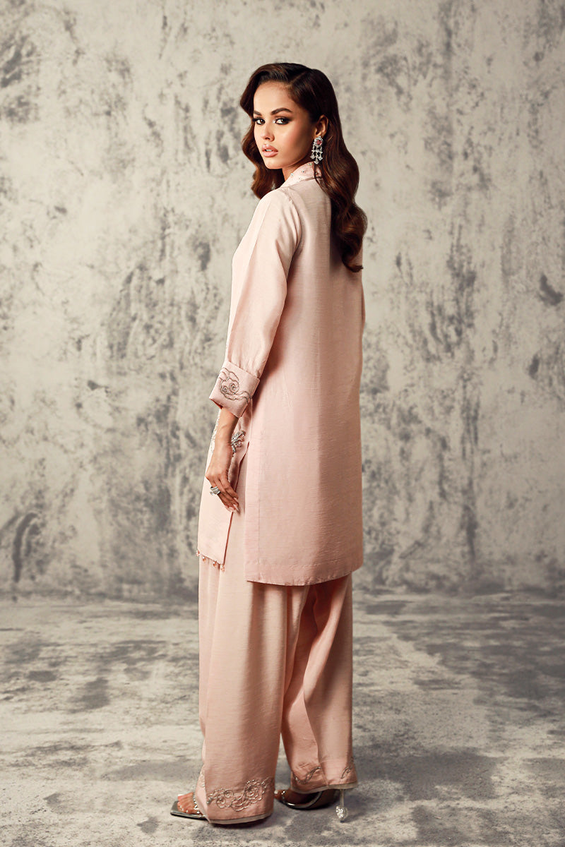 Wardha Saleem | Luxury Pret Traditional Wear | RANIA - Official Wardha Saleem stockist in UK - Sakeena London
