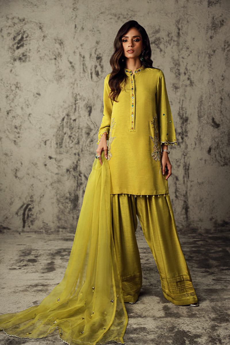 Wardha Saleem | Luxury Pret Traditional Wear | ZAINA - Official Wardha Saleem stockist in UK - Sakeena London