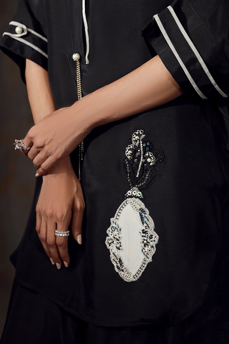 Wardha Saleem | Luxury Pret Fusion Wear | EVA - Official Wardha Saleem stockist in UK - Sakeena London