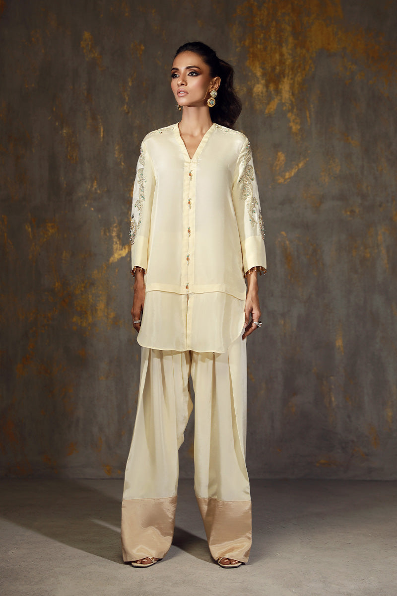 Wardha Saleem | Luxury Pret Traditional Wear | LAMIA - Official Wardha Saleem stockist in UK - Sakeena London