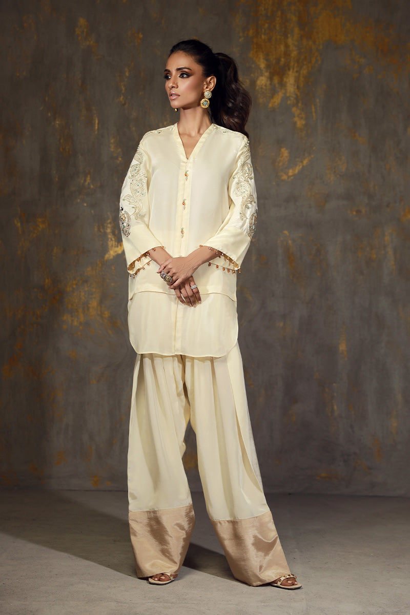 Wardha Saleem | Luxury Pret Traditional Wear | LAMIA - Official Wardha Saleem stockist in UK - Sakeena London