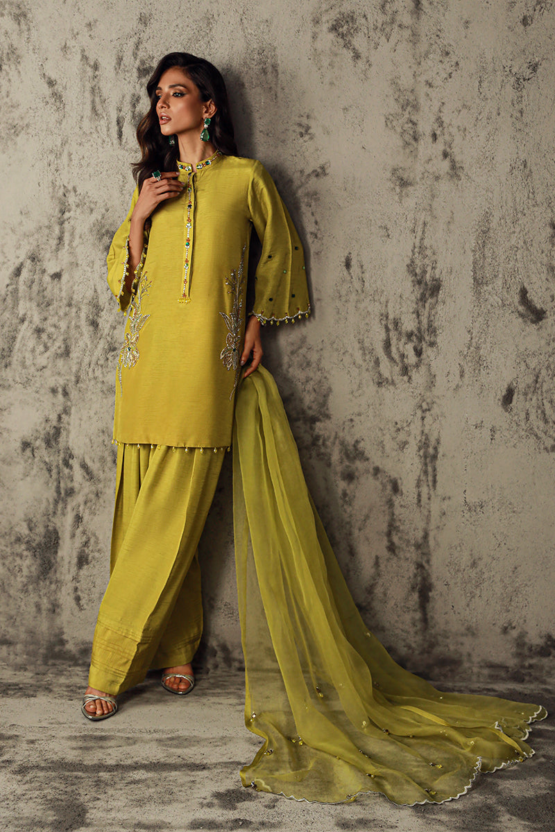 Wardha Saleem | Luxury Pret Traditional Wear | ZAINA - Official Wardha Saleem stockist in UK - Sakeena London