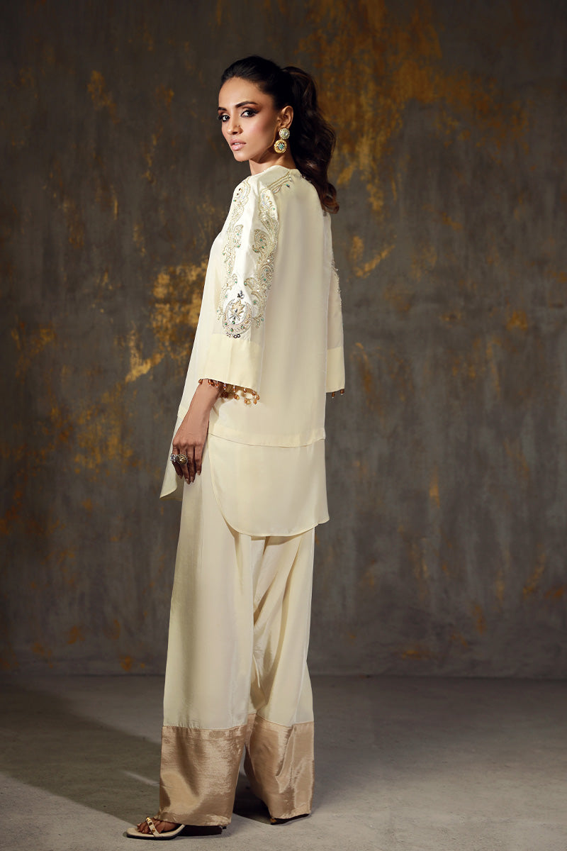 Wardha Saleem | Luxury Pret Traditional Wear | LAMIA - Official Wardha Saleem stockist in UK - Sakeena London