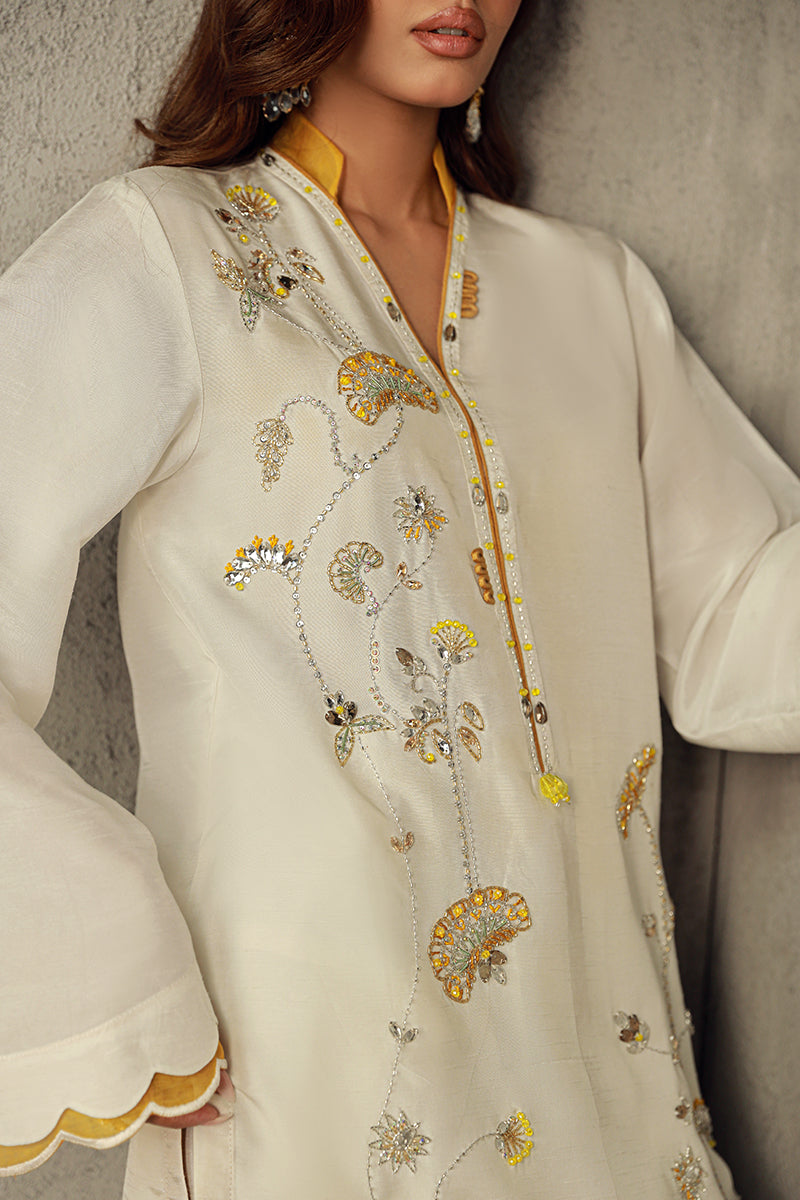 Wardha Saleem | Luxury Pret Traditional Wear | SUHA - Official Wardha Saleem stockist in UK - Sakeena London