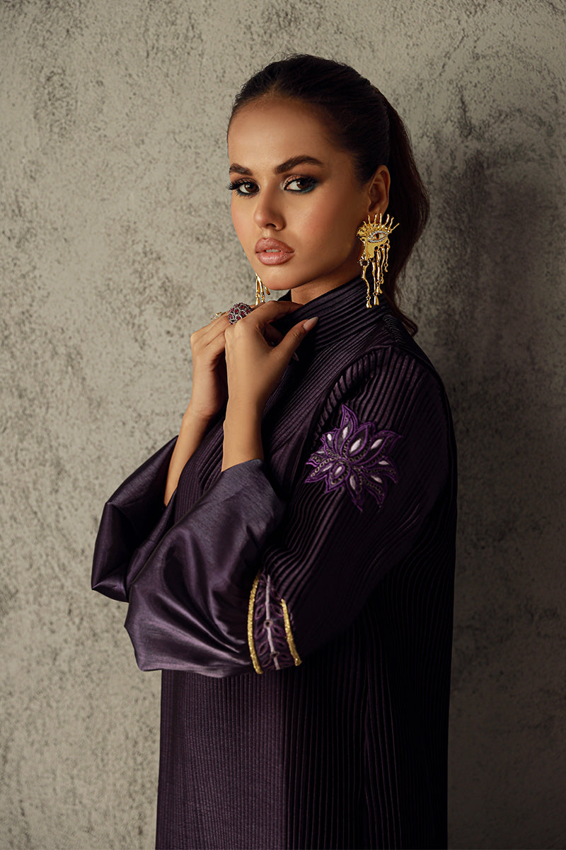 Wardha Saleem | Luxury Pret Traditional Wear | VIDA - Official Wardha Saleem stockist in UK - Sakeena London