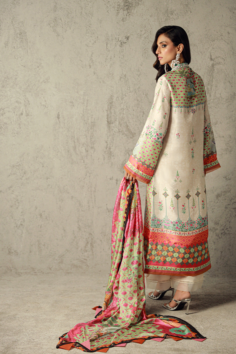 Wardha Saleem | Luxury Pret Traditional Wear | SARA - Official Wardha Saleem stockist in UK - Sakeena London