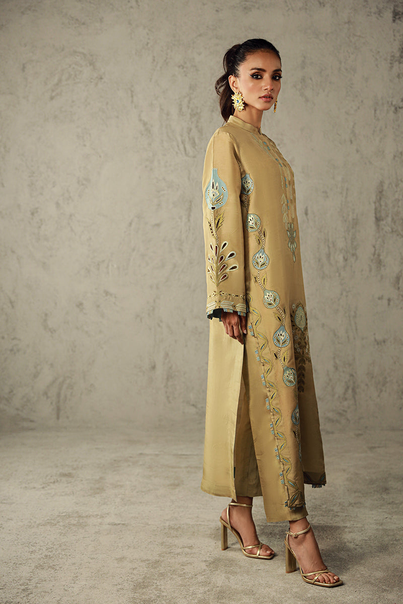 Wardha Saleem | Luxury Pret Traditional Wear | AMANI - Official Wardha Saleem stockist in UK - Sakeena London