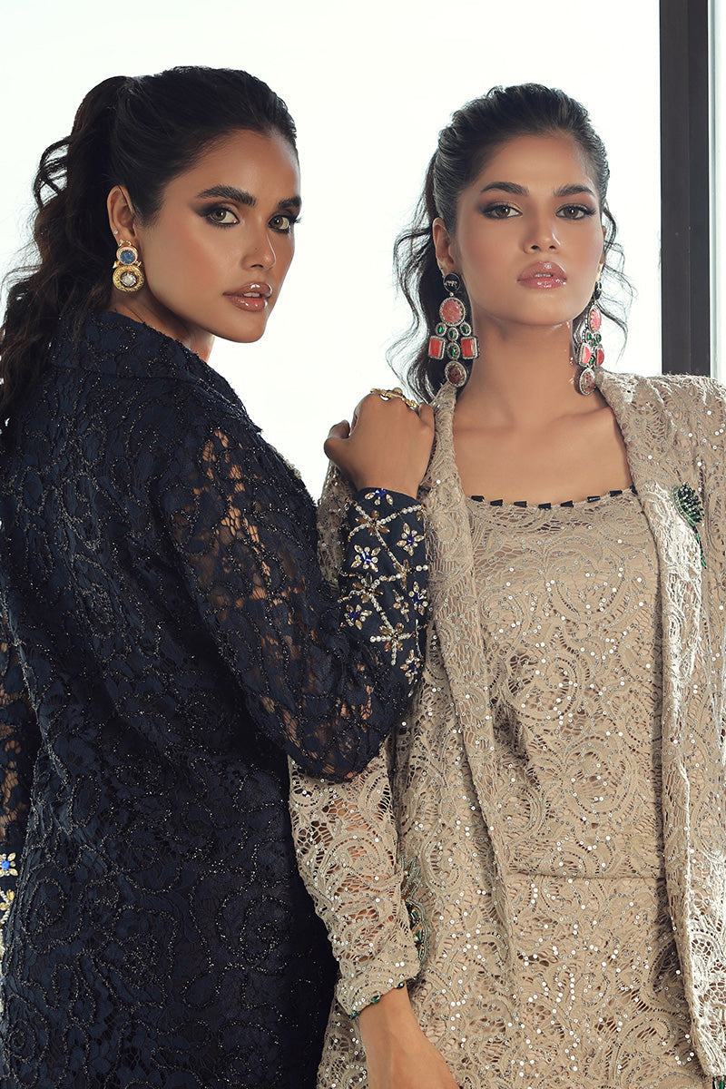 Wardha Saleem | Luxury Pret Fusion Wear | GIA (3PC) - Official Wardha Saleem stockist in UK - Sakeena London