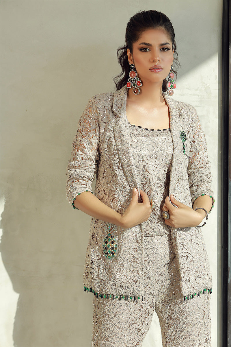 Wardha Saleem | Luxury Pret Fusion Wear | GIA (3PC) - Official Wardha Saleem stockist in UK - Sakeena London