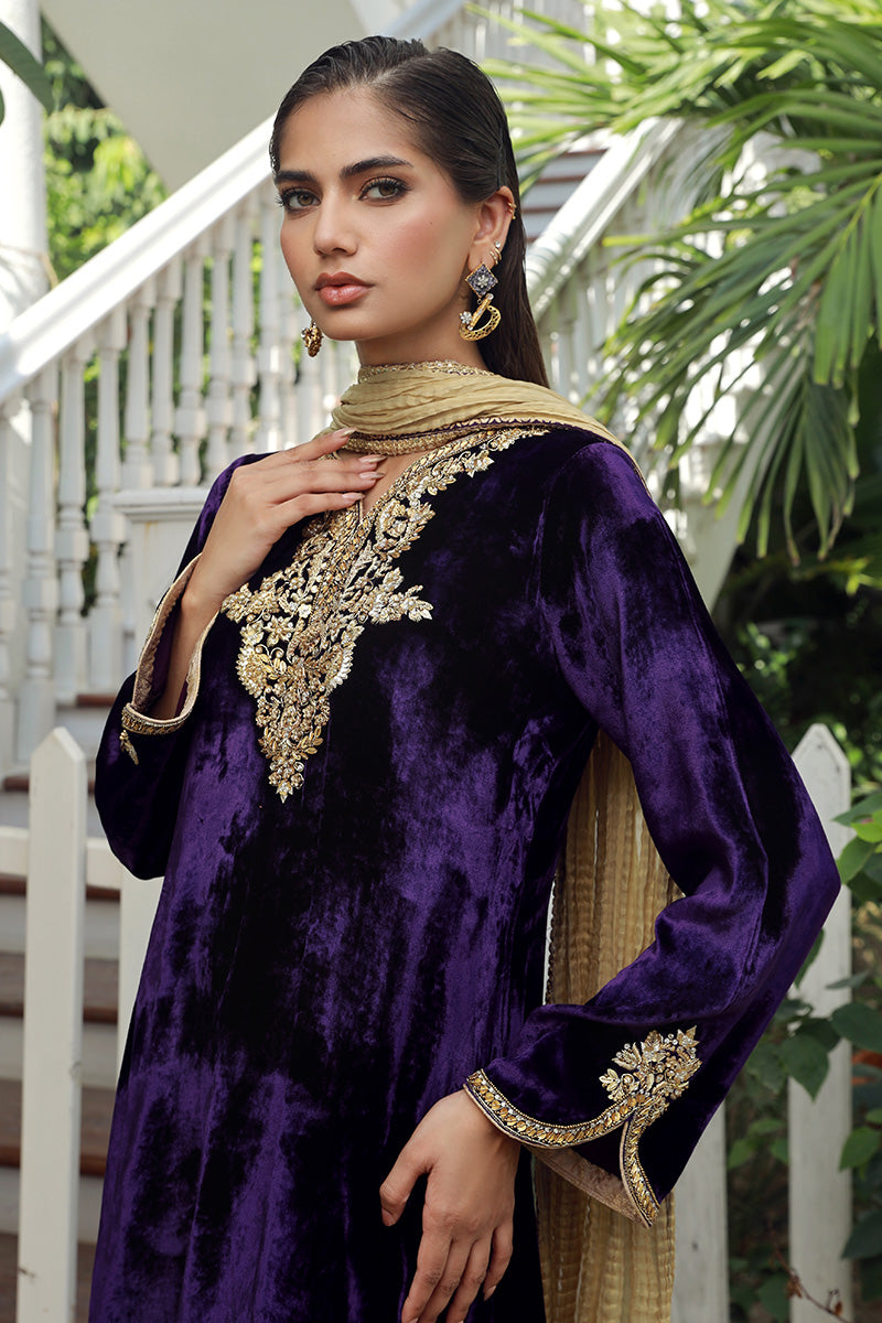 Sana Abbas | Velvet Formals | KANZITE - Official Sana Abbas stockist in UK - Sakeena London