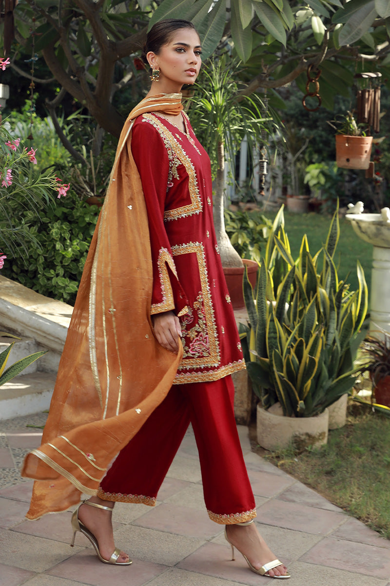 Sana Abbas | Velvet Formals | TOPAZ - Official Sana Abbas stockist in UK - Sakeena London