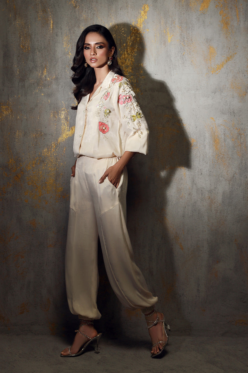 Wardha Saleem | Luxury Pret Fusion Wear | NIRA - Official Wardha Saleem stockist in UK - Sakeena London