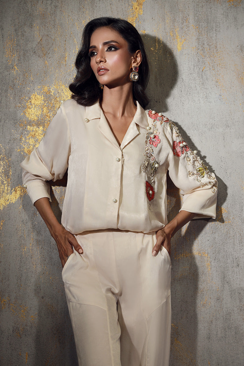 Wardha Saleem | Luxury Pret Fusion Wear | NIRA - Official Wardha Saleem stockist in UK - Sakeena London