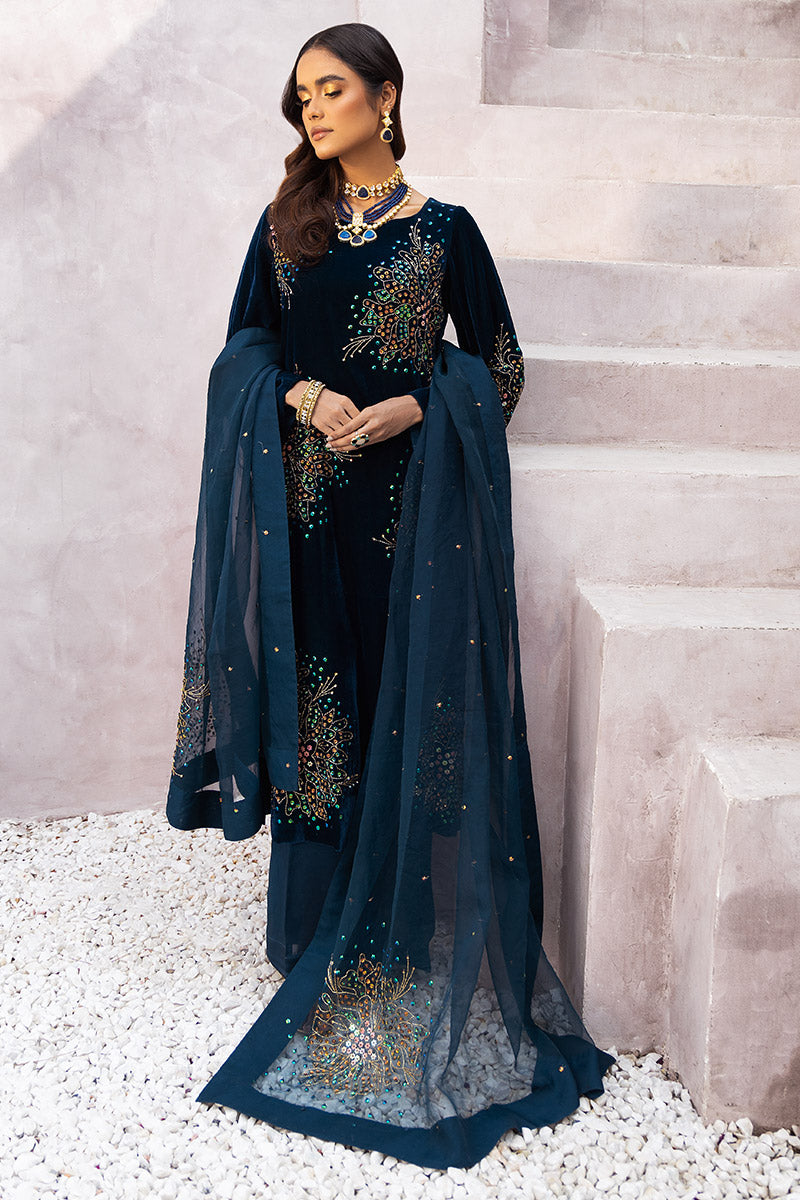 Chic Opicial | Velveteen Luxury Fall Collection | Zaira - Official Chic Opicial stockist in UK - Sakeena London