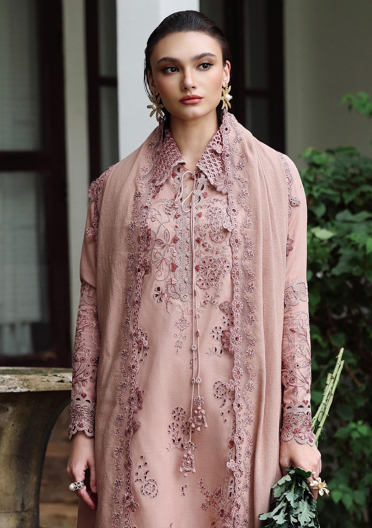Winter - Qalamkar - Qline - Linen 25 - QLM#08 - VEIL