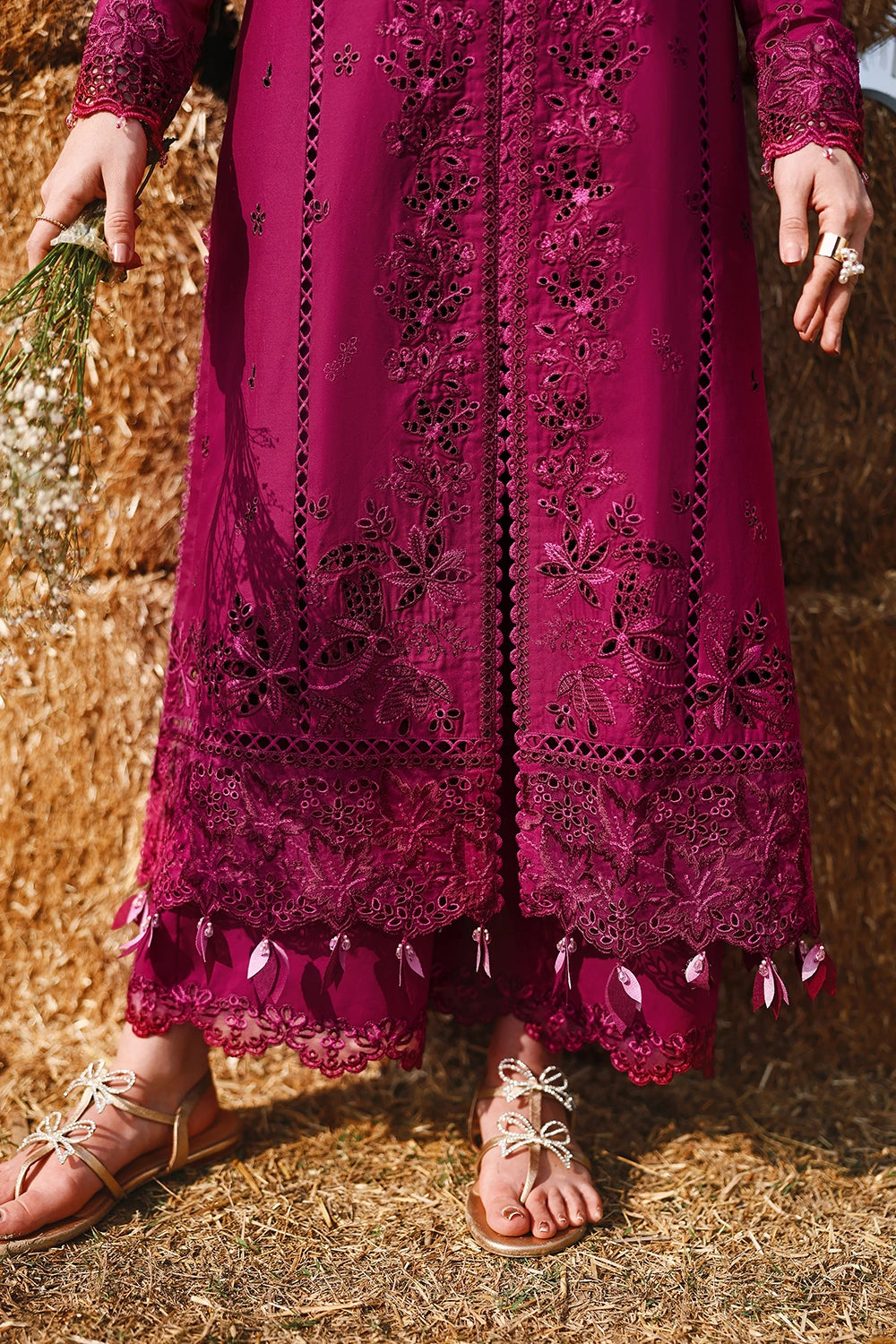 Azure | Luxury Lawn 26 | Barbella