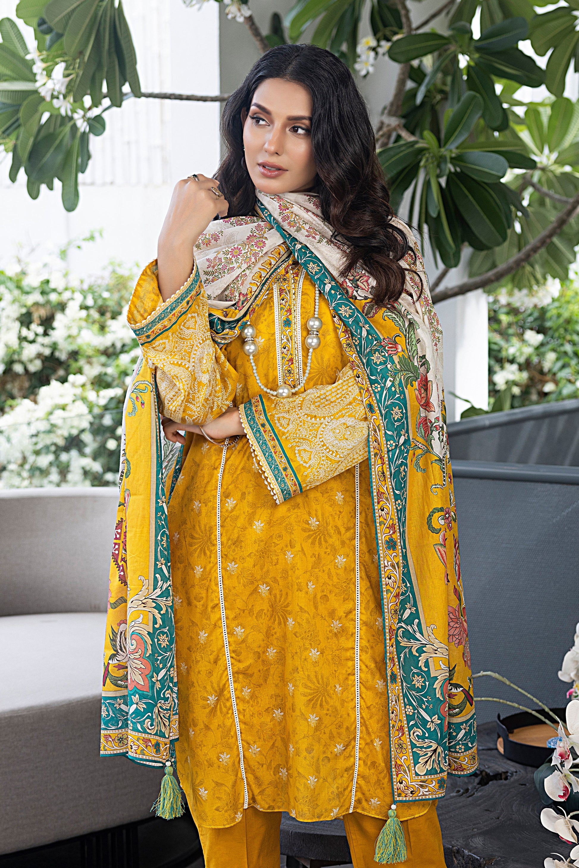 LSM | Winter Marina 24 | 0154 - Official LSM stockist in UK - Sakeena London