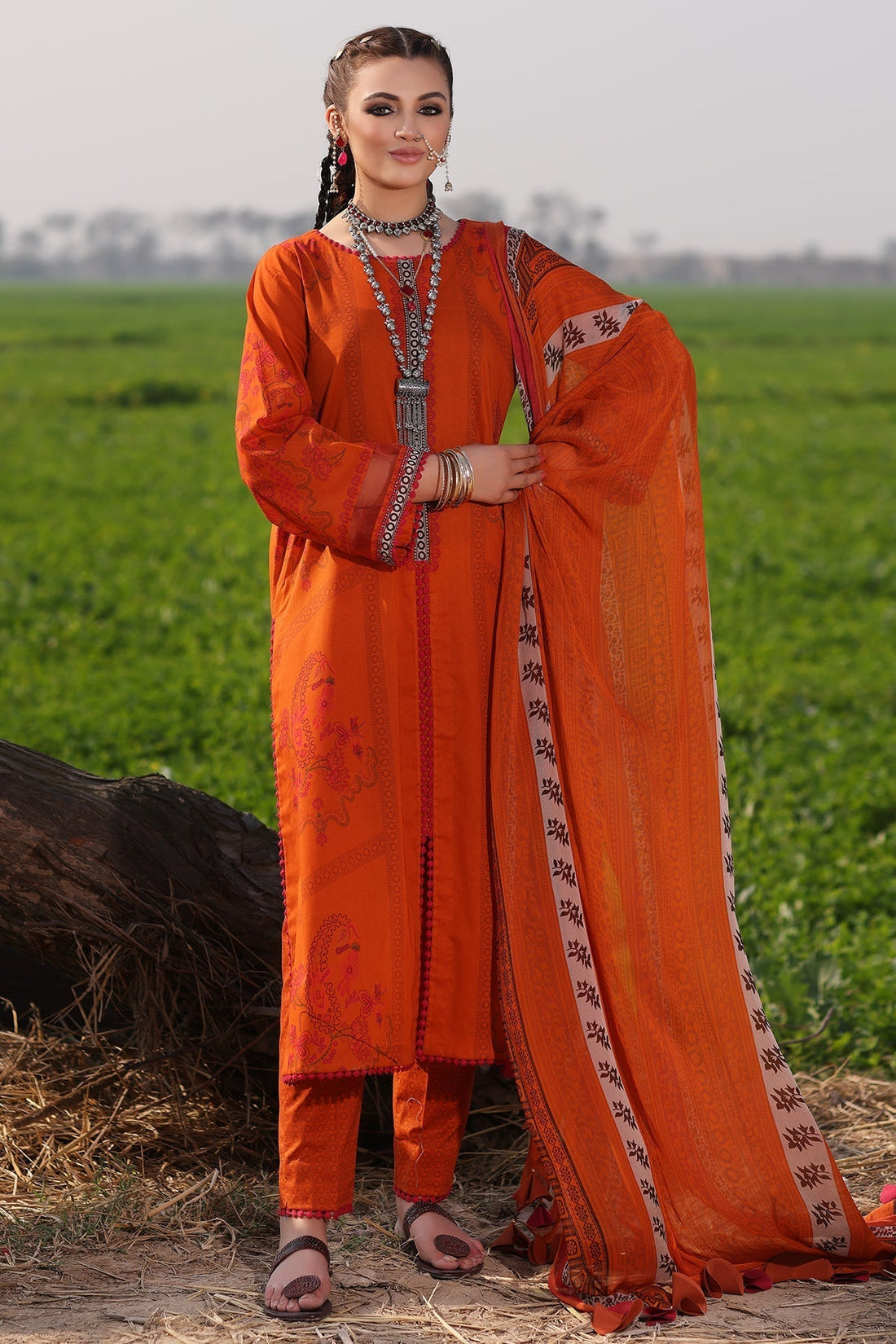 Charizma | Lawn Collection 24 | SP4-06 - Official Charizma stockist in UK - Sakeena London