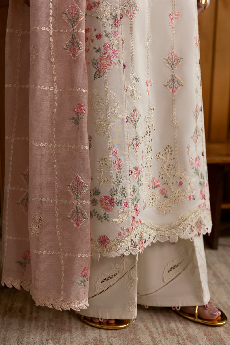 Qalamkar | Qlinekari Lawn | DC-07 Tyrah - Official Qalamkar stockist in UK - Sakeena London