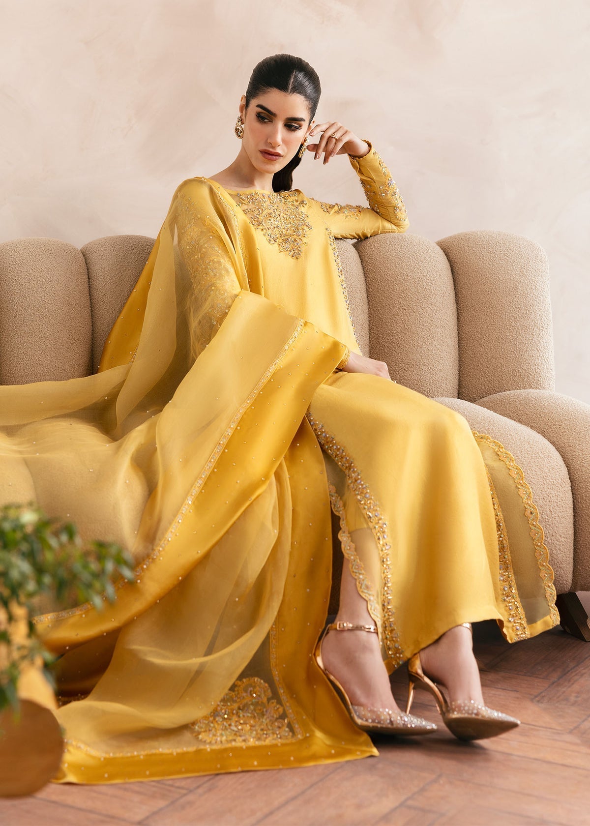 Kanwal Malik | Miray Luxury Pret |Saesha - Official Kanwal Malik stockist in UK - Sakeena London