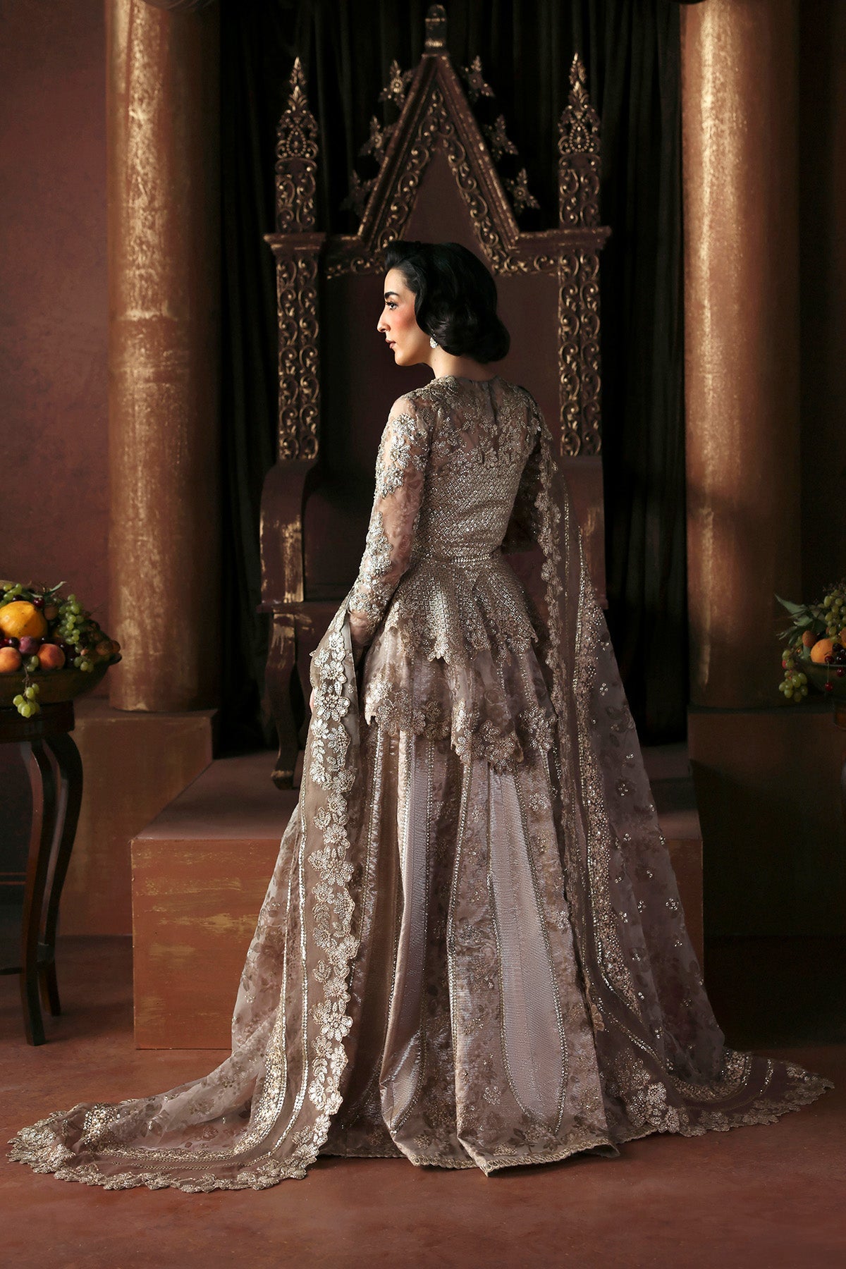 Afrozeh | La Fuchsia '26 | Priestess