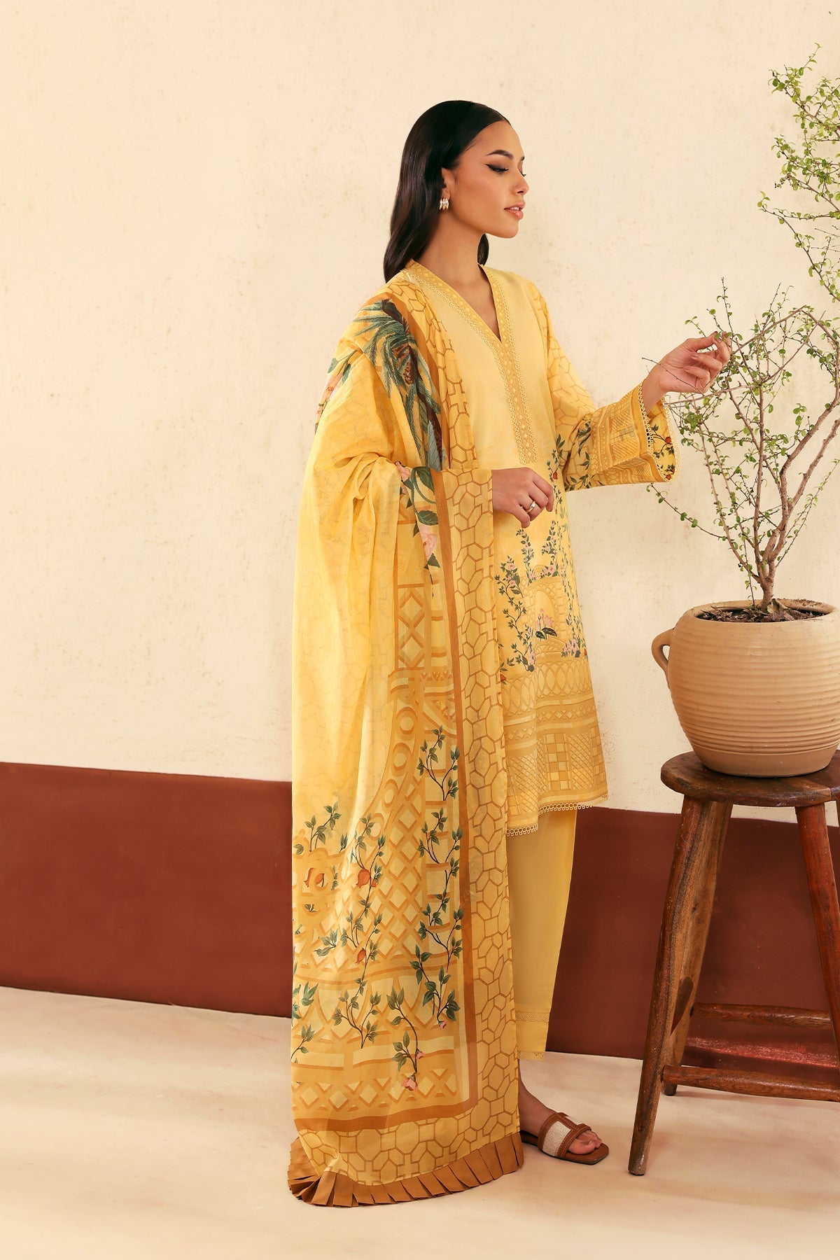Sahar | Selene 25 | Golden Trellis - Official Sahar stockist in UK - Sakeena London