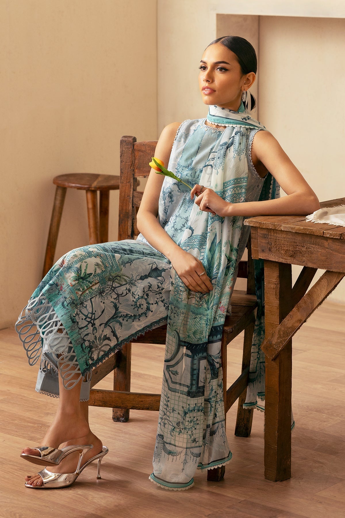 Sahar | Selene 25 | Silver Mist - Official Sahar stockist in UK - Sakeena London